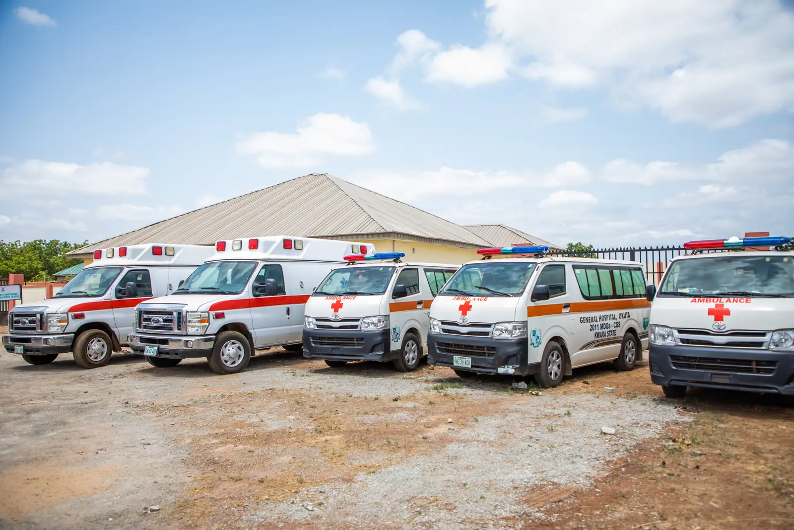 Response ambulances for the state health service